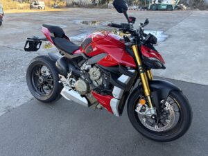 Ducati Streetfighter V4S